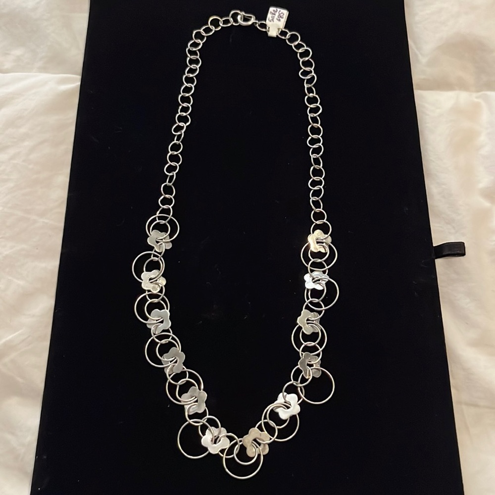 Cute Unique Sterling Silver with Flower Links 23' in. Necklace. NWT